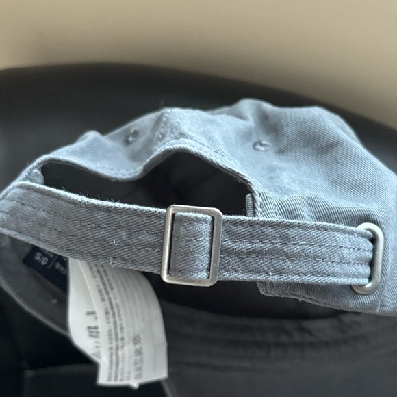 Abercrombie & Fitch Gray Baseball Cap with Embroidered Moose Logo - Picture 3 of 5